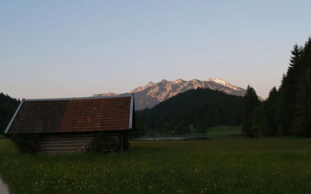 Schachen Comfortable Holiday Residence