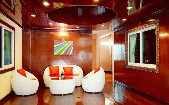 Baan Sai Thong Hotel