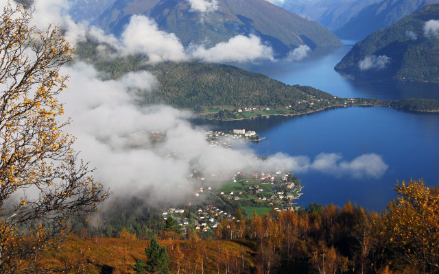 Dragsvik Fjordhotel