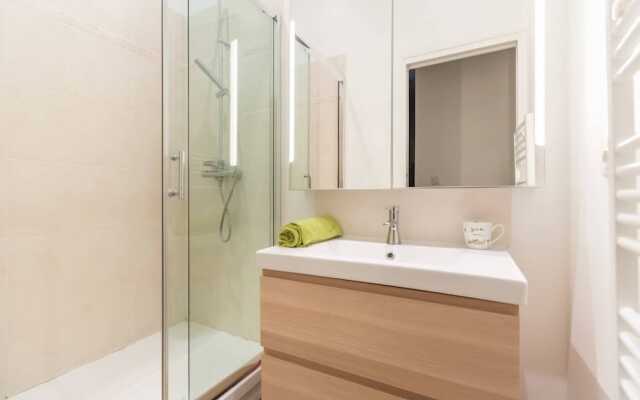 Beautiful 2BR Apartment in Chartrons, Bordeaux
