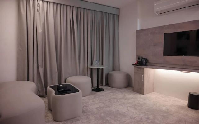 Sena Serviced Apartments