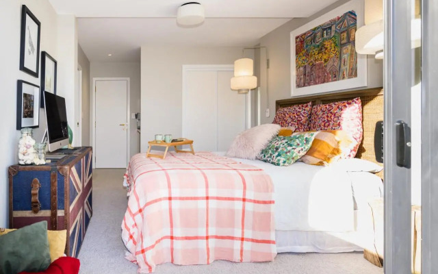Enjoy downtown Mount Maunganui