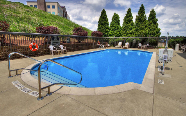 Hampton Inn Greensburg