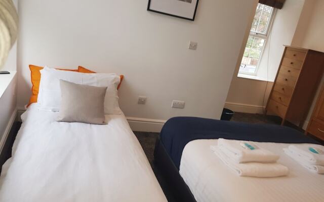 BlueOne Serviced Apartments-Sandon House