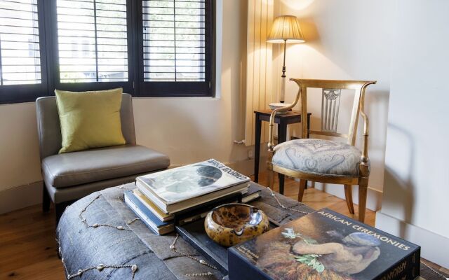 Exquisite East Acton Home close to Shepherds Bush
