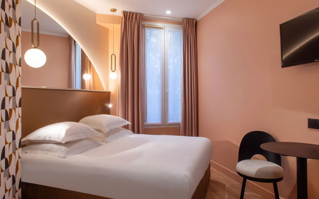 Hotel Arc Elysees