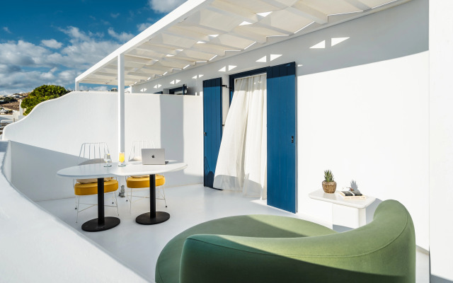 Croco Mykonos