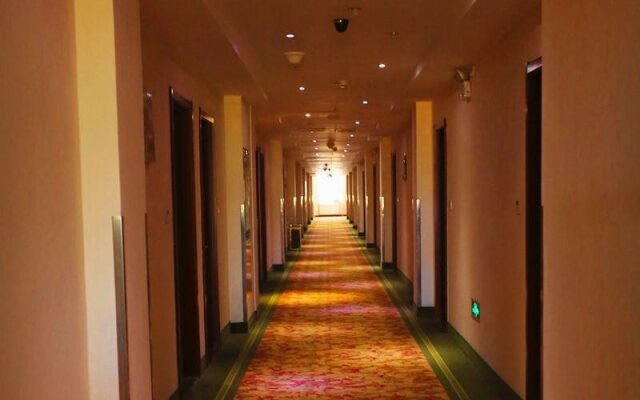 Greentree Inn Tianjin Huayuan Subway Station Guiyuan Road Business Hotel