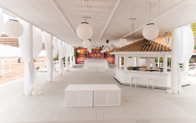 Olive Grove Beachfront