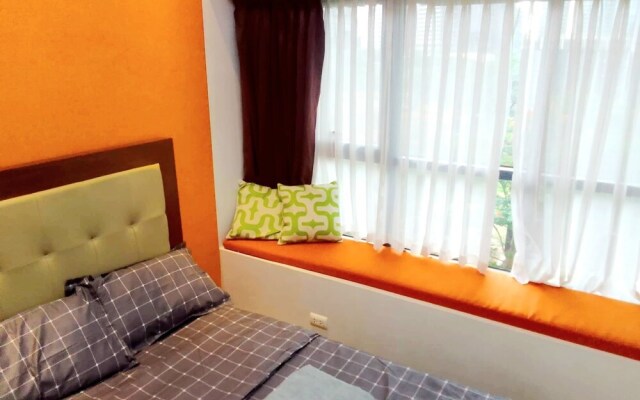 The Levels 2BR Condo Plus Free Parking
