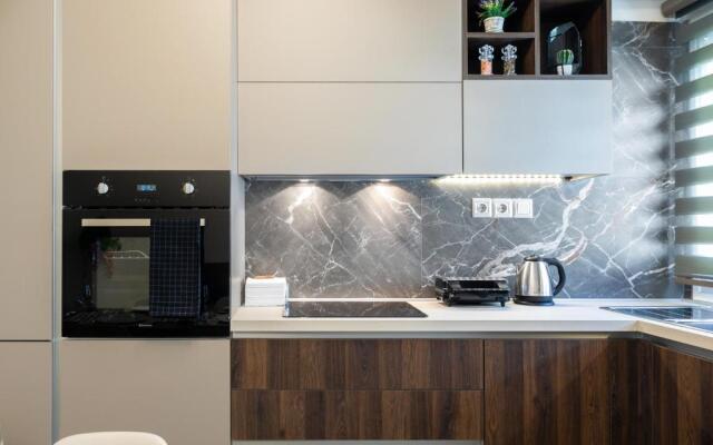 Sleeping Beauty Apartment City Center!!