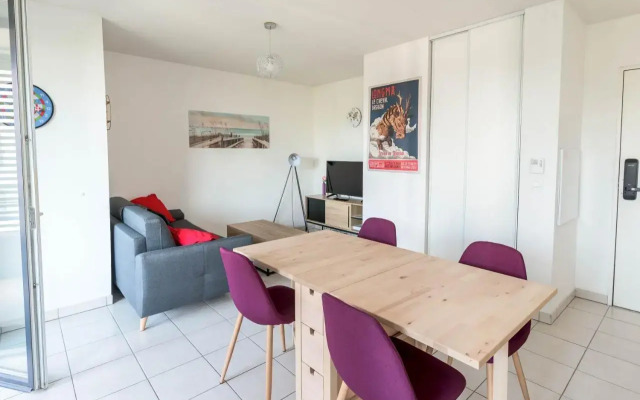 La loge du Minotaure, cosy, parking et bureaux