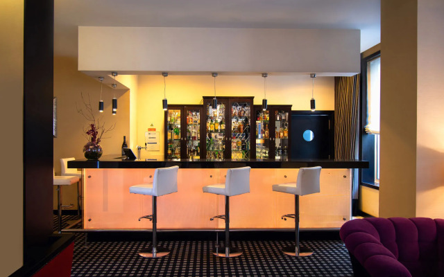 SANA Silver Coast Hotel