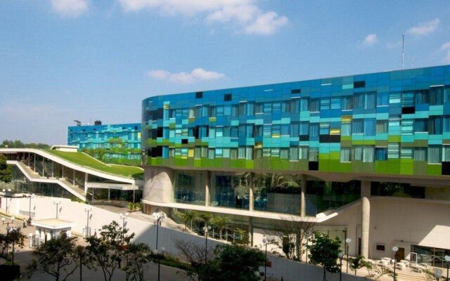 Vivanta Bengaluru, Whitefield