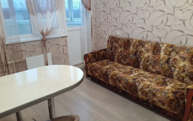Apartment on Pervomayskiy Prospekt 76-3