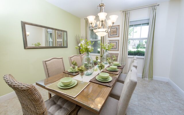 Sr_906r Palm Villa 5 Bedroom Home