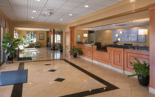 Holiday Inn Express San Diego N - Rancho Bernardo, an IHG Hotel