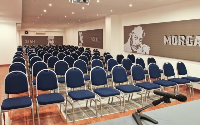 B&B Hotel Milano Cologno Studios