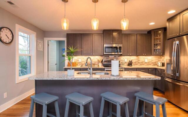 Beach 45 by Oak Island Accommodations