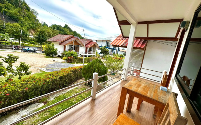 The Scenery Beach Resort