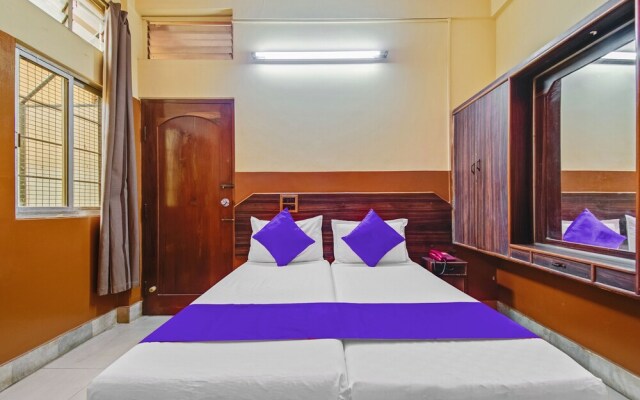 SPOT ON 48699 Hotel Pawan Sree Deluxe Lodge