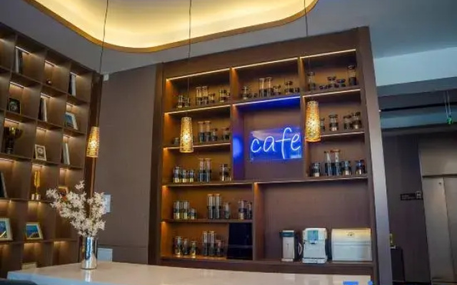 Homeinn Plus Hotel (Weihai Downtown Branch