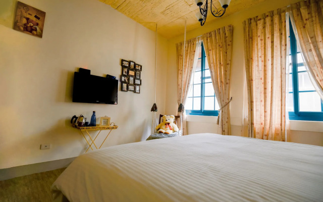 Rabbit house hotel