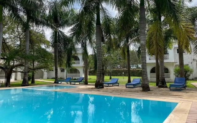 Lux Suites Royal Palms Apartments Mtwapa