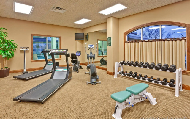 Delta Hotels Huntington Mall