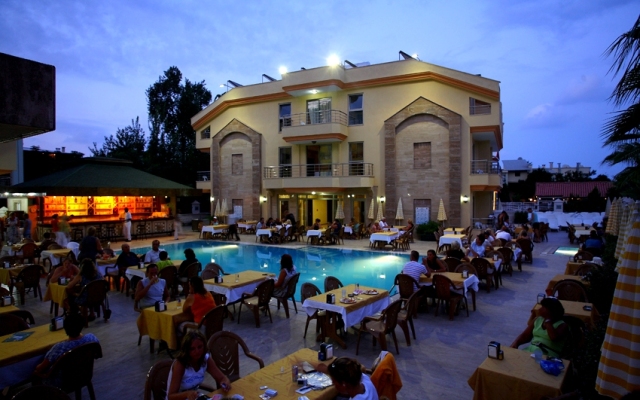 Elamir Grand Lukullus Hotel