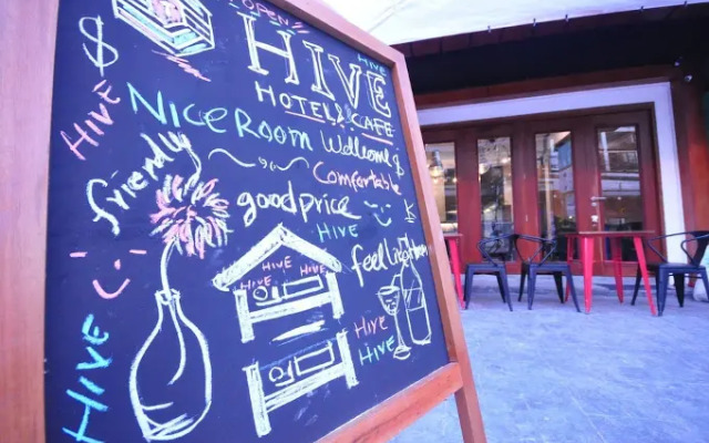 Hive Hostel - Adults Only