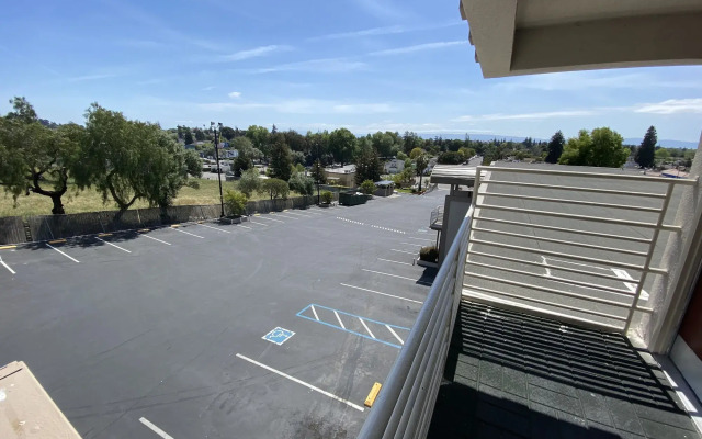 Budget Inn of Hayward