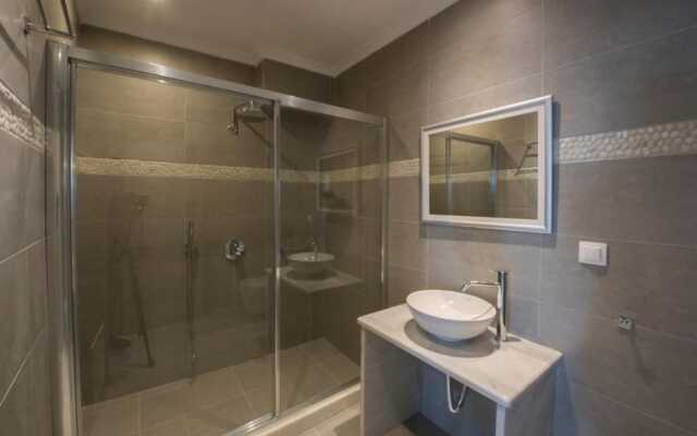 Rose Suites
