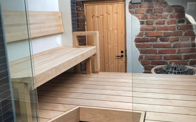 2ndhomes Kluuvi 2BR penthouse with balcony and sauna