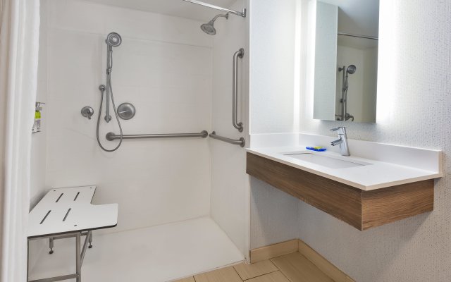 Holiday Inn Express Waldorf by IHG