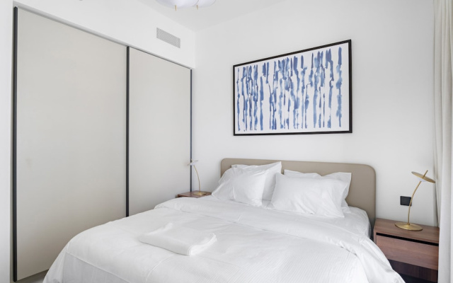 Silkhaus 1 BDR Sea View Retreat Private Beach