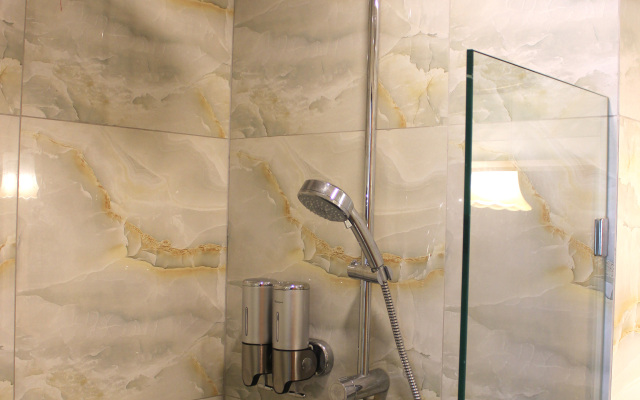 V One Pride - Sukhumvit 22 Bangkok