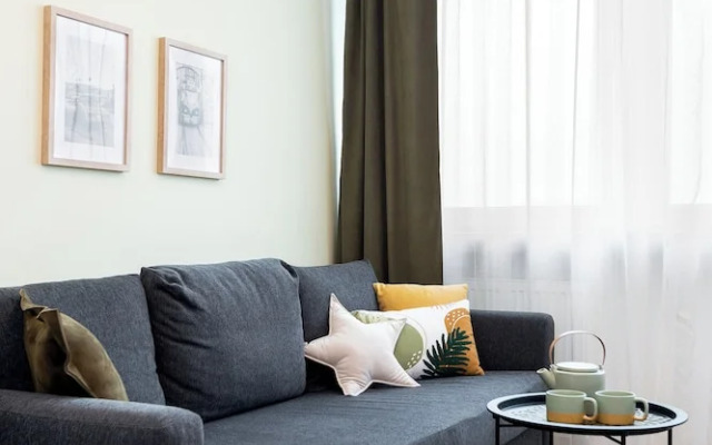 Silver - by Kairos Apartments