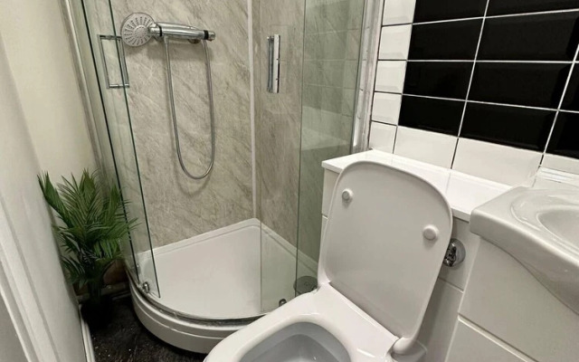 Nice Studio in London