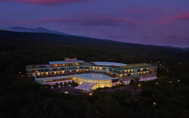 We Hotel Jeju