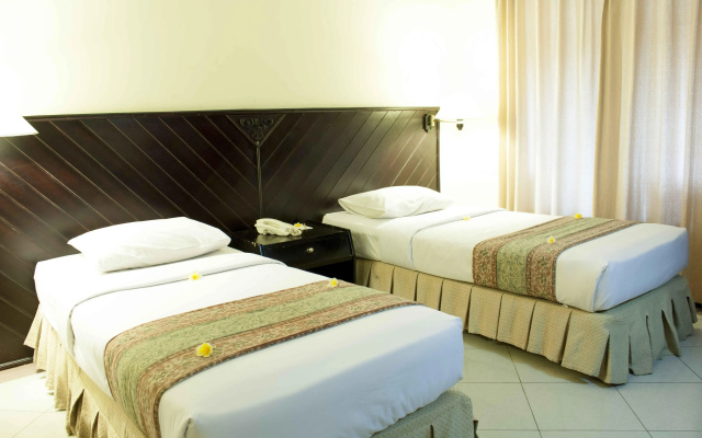 Legian Paradiso Hotel