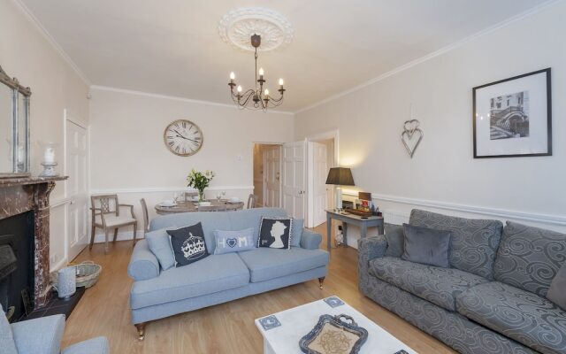 Park View Two-Bedroom Apartment
