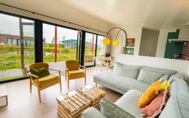 Comfortable Lodge Near sea at 500m