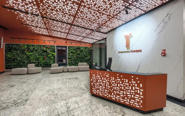 Towarowa Towers Residences
