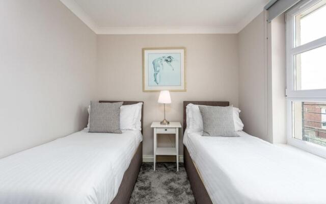 Elms Way - Donnini Apartments