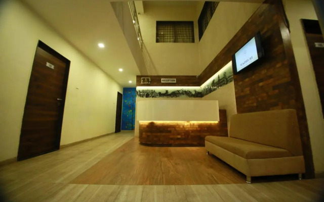 Hotel Madhuri Executive