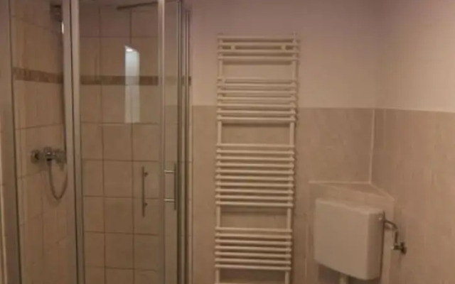 Townhouse Modern Retreat