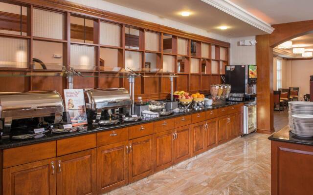 Residence Inn by Marriott Dulles Airport At Dulles 28 Centre