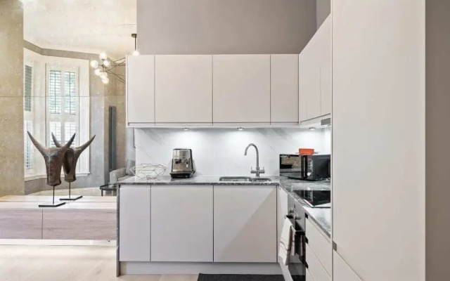 Stunning 2 Bed Apt, Sleeps 4 nr Chelsea