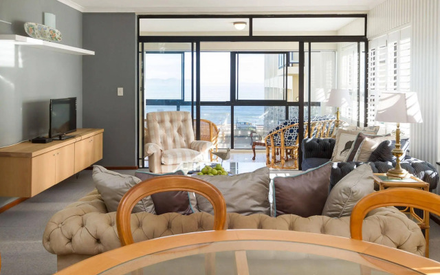 Life and Leisure Luxury Guesthouse